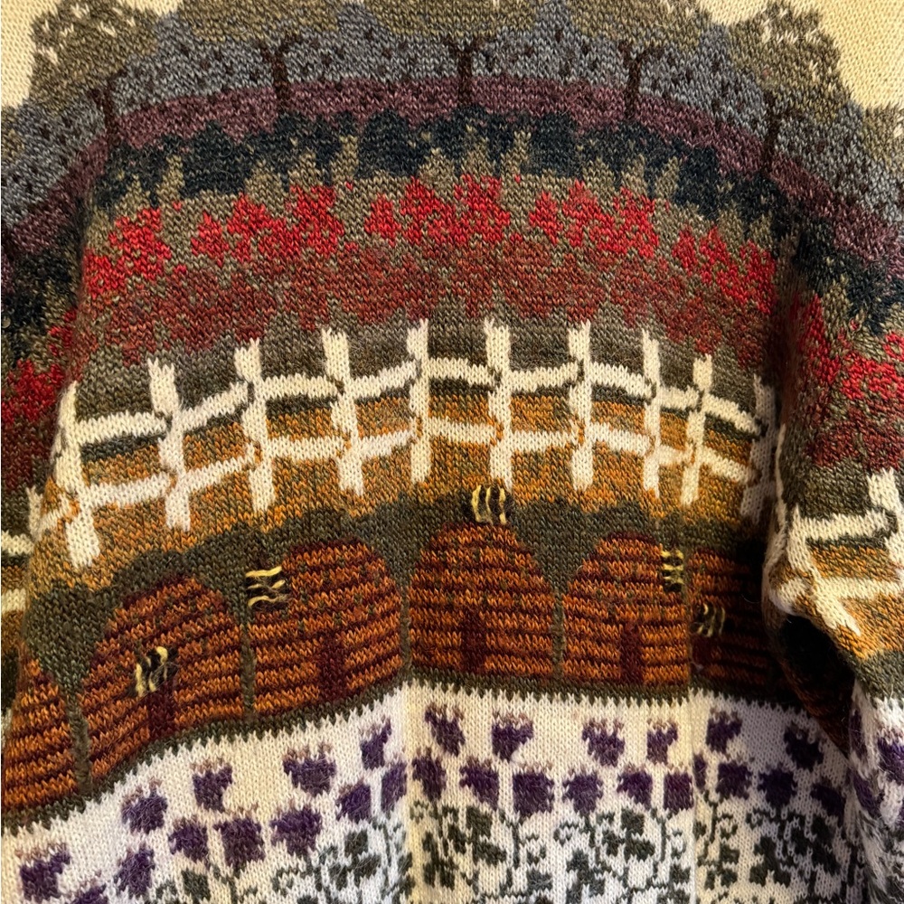 Rare vintage sweater Barbra sue landscape, spring bumblebees beehives small - Picture 5 of 16